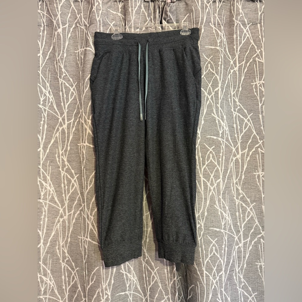 Lululemon Women’s Charcoal Joggers size 10 ready to rulu